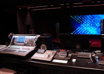 에이치스테이지-조정실-2