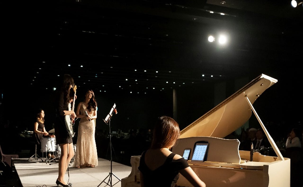 재즈밴드-더플레이걸스-1