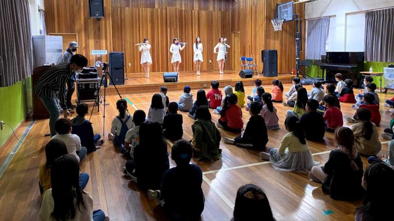 전자현악-바이올렛-초등학교-공연