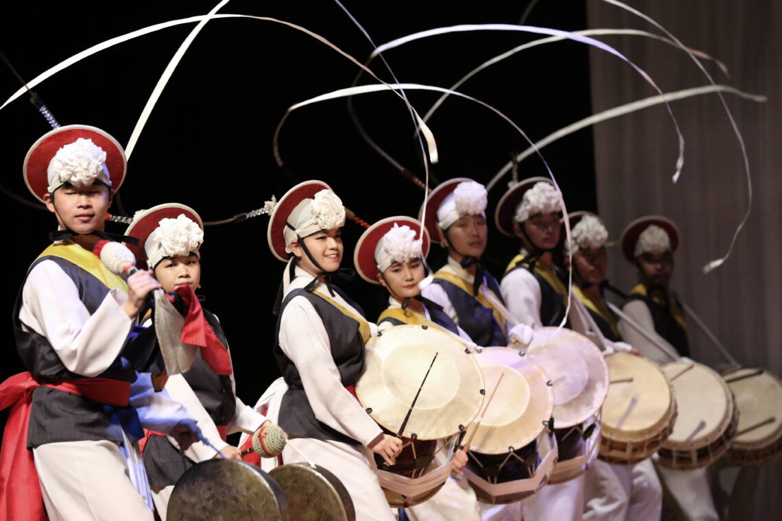 전통연희단 | 타투 19 전통연희단_타투_사물놀이_5