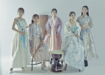 퓨전국악_퀸_프로필_단체_6